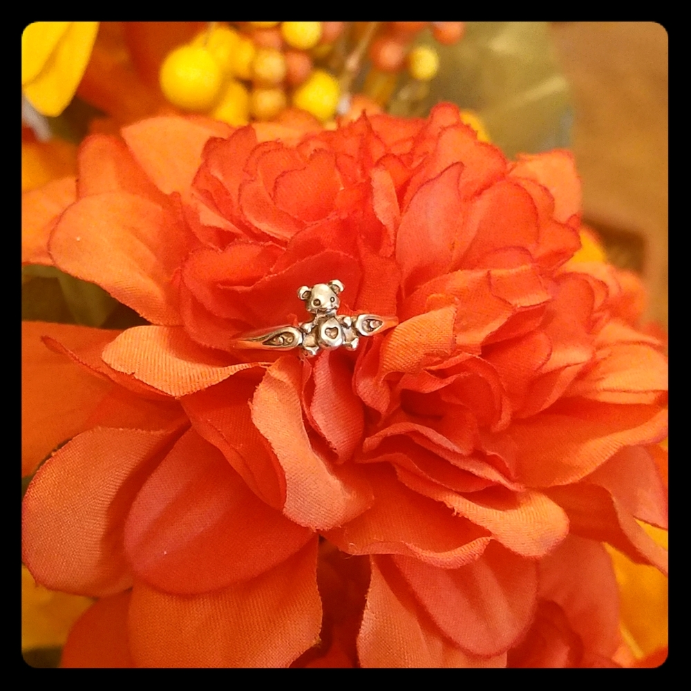 Vintage sterling teddy bear ring